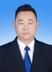 劉向穎 鎮(zhèn)委副書記 鎮(zhèn)長(zhǎng)_副本.jpg