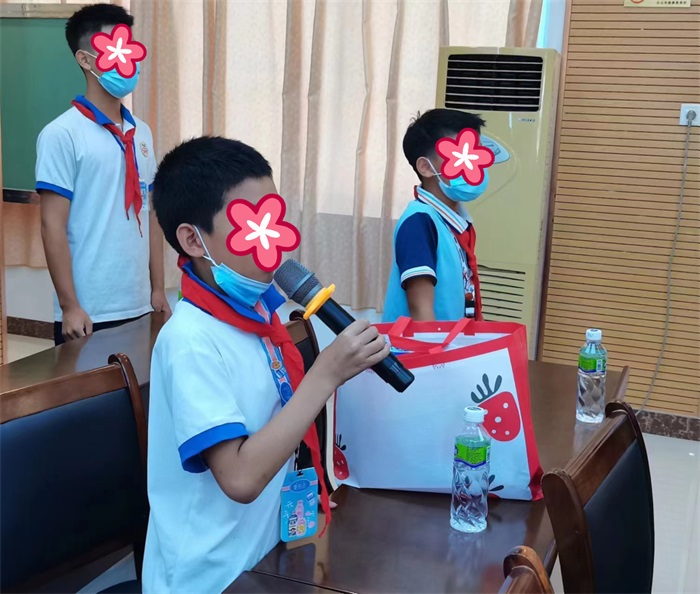 學(xué)生代表.jpeg